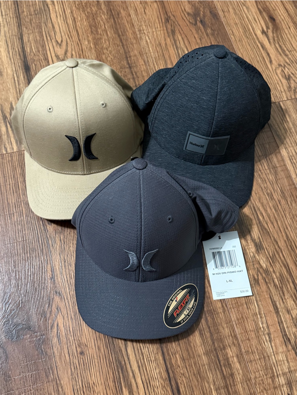 Hurley Black Flexfit L/XL Hat with Logo bundle
